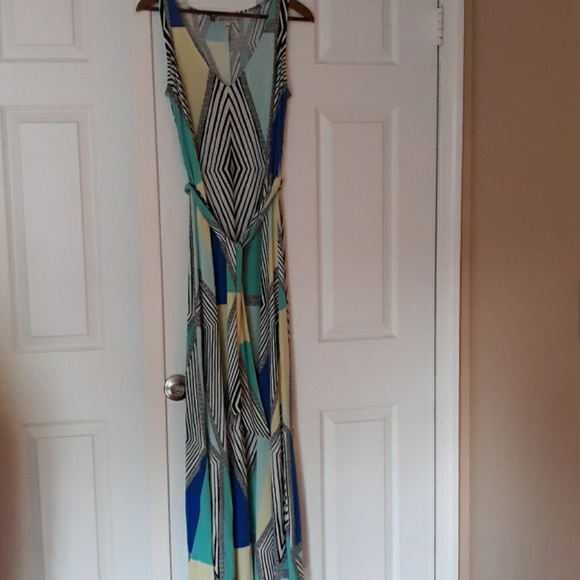 Jennifer Lopez Maxi Dress - Picture 4 of 5